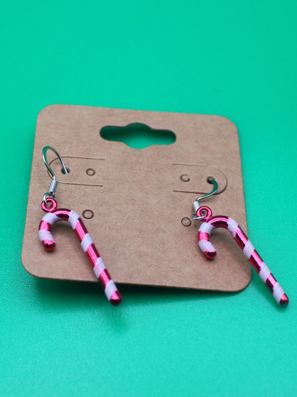 Red White Candy Cane Christmas Dangle Earrings0105